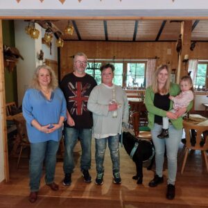 Gästeehrung zum 20. Aufenthalt im Waldferiendorf Dürrwies